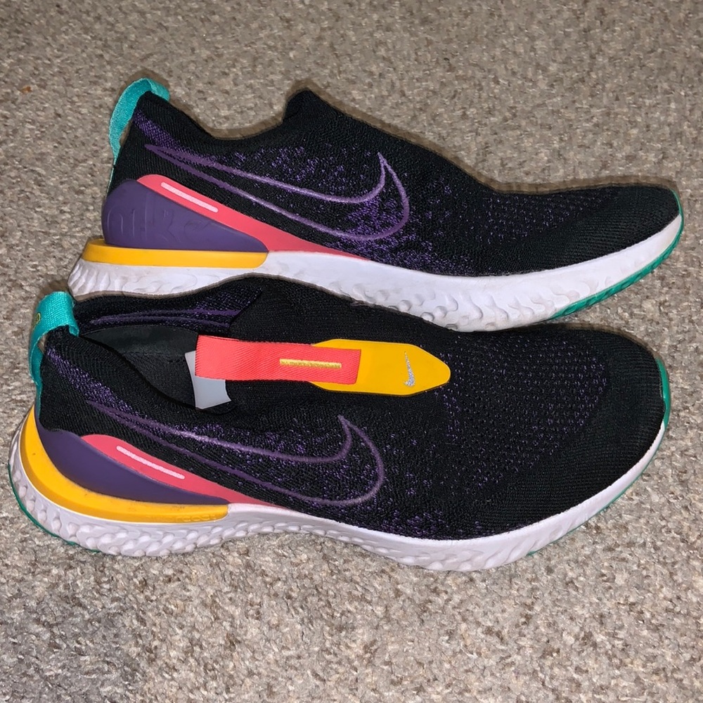 Womens Nike Epic Phantom React Flyknit Sneakers